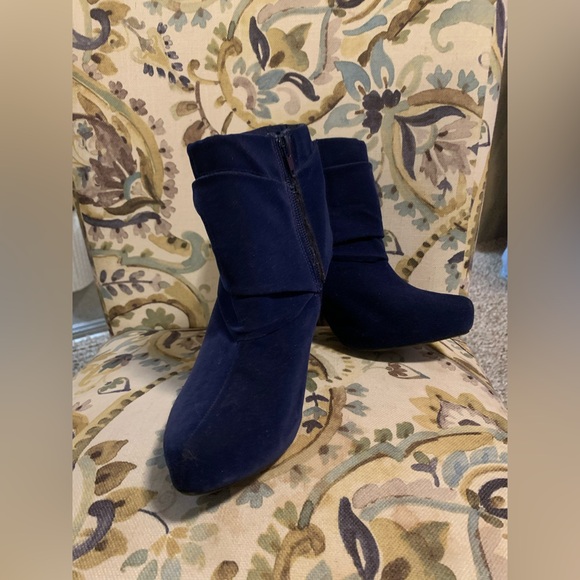 Charlotte Russe Deep Blue Ankle Booties - Picture 3 of 6